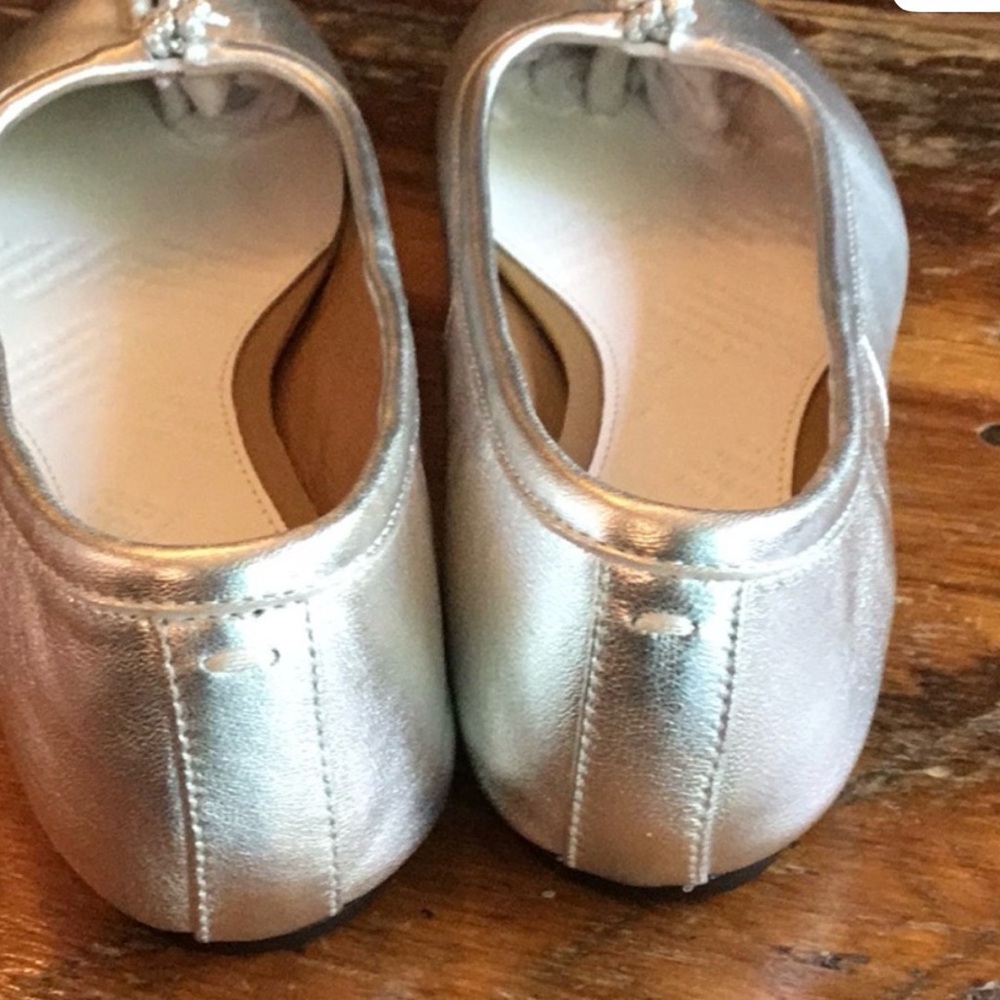 Silver Tabi Ballet Flats - Picture 5 of 6